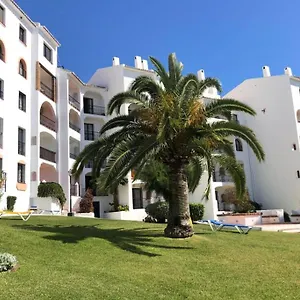Luxury Modern By The Malaga